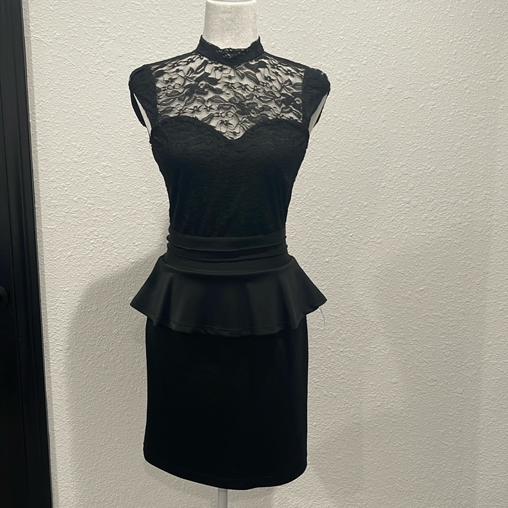 Open back black lace dress